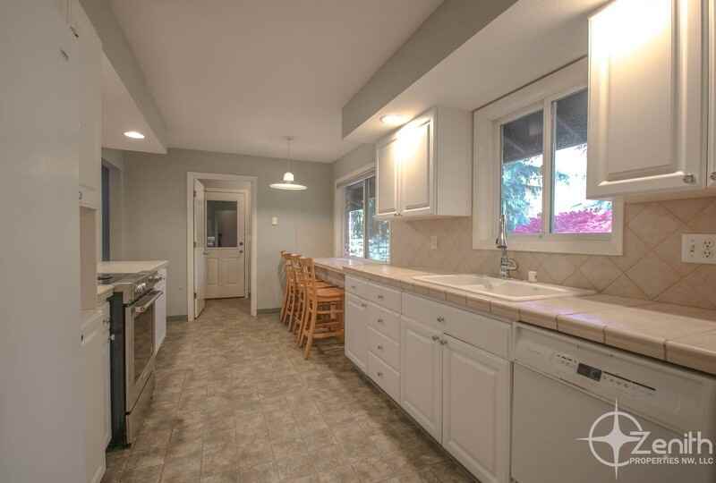 12908 Ne Salmon Creek Ave - Photo 4 of 18