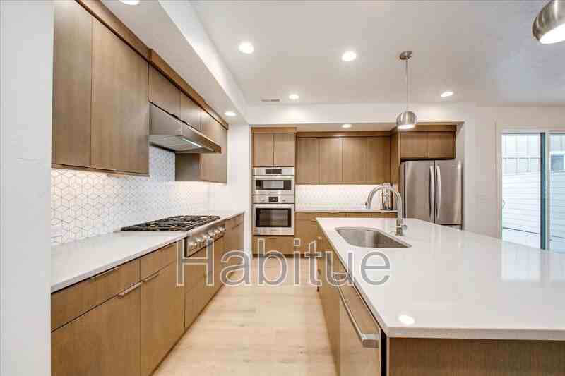 3025 S Honeycomb Way #1 - Photo 3 of 37