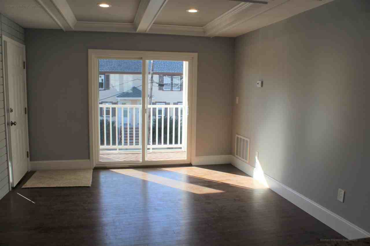 Greene St #4 - Photo 4 of 30