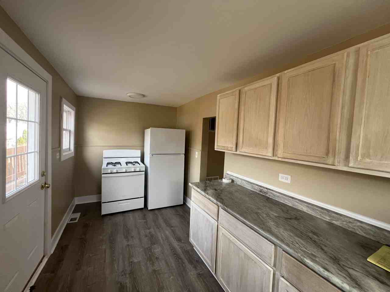 35644 N Louise Pl - Photo 2 of 5