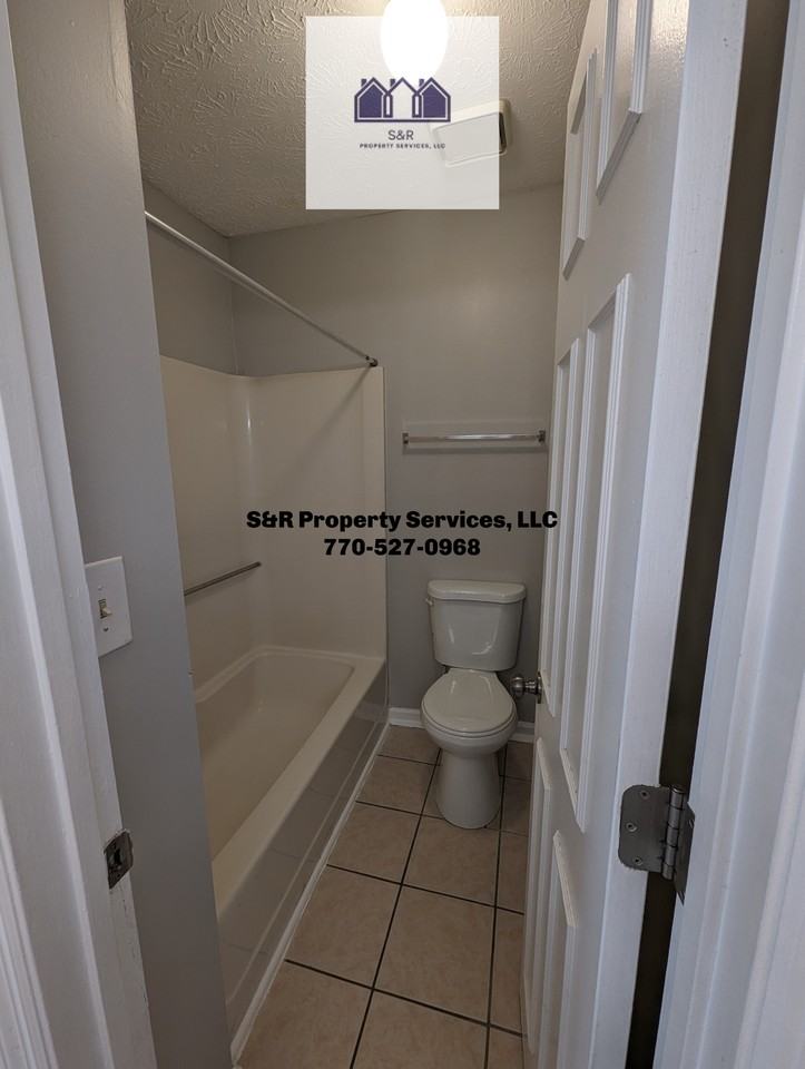 4275 Grogan St Nw - Photo 3 of 11