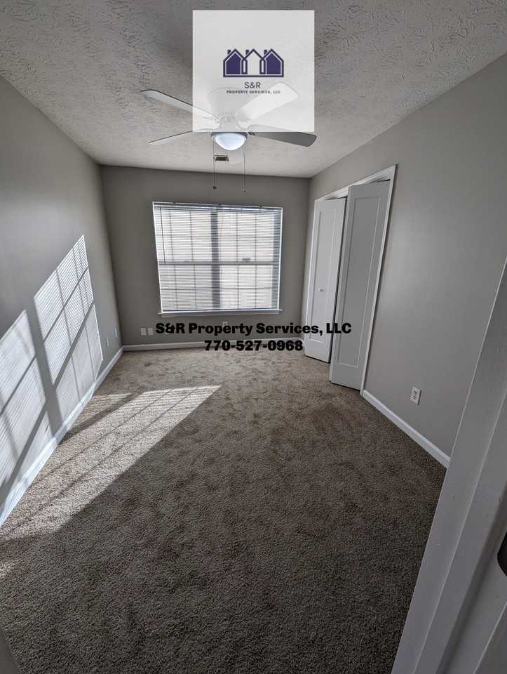 4275 Grogan St Nw - Photo 5 of 11
