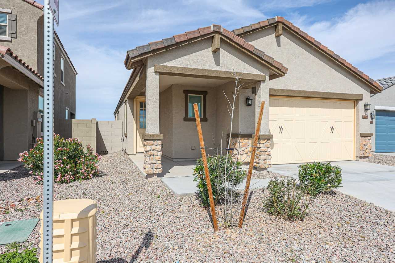 40322 W Hillman Dr - Photo 4 of 27