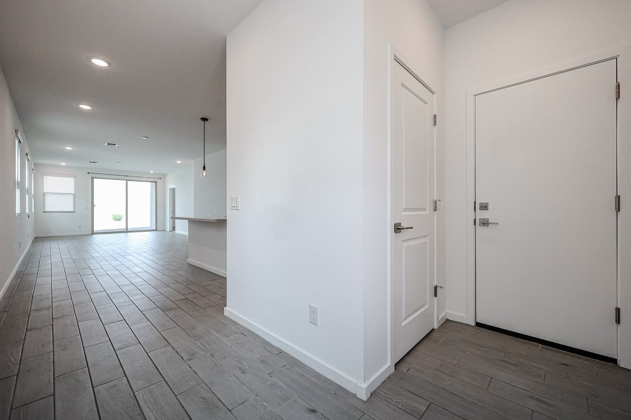 40322 W Hillman Dr - Photo 5 of 27