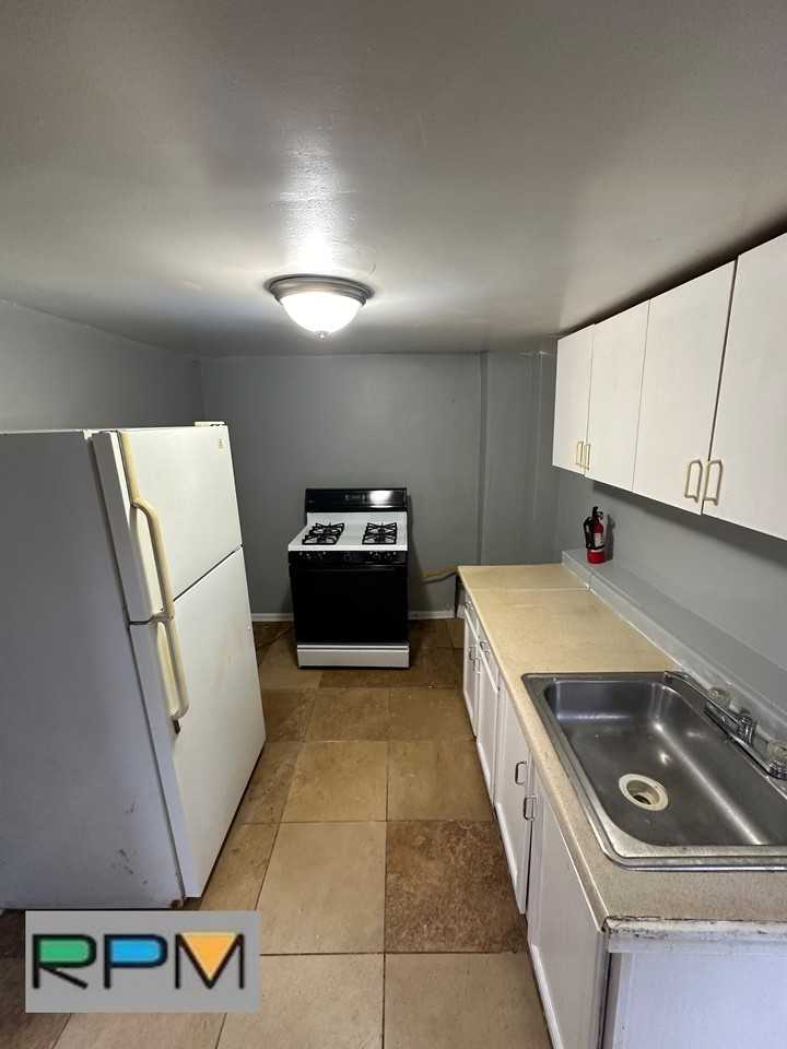 1550 Clifton Ave #B - Photo 3 of 4