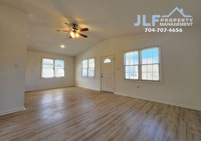 317 Wood Ave - Photo 3 of 26