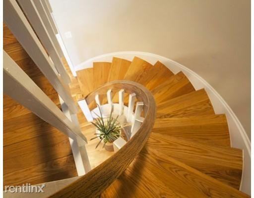 11 Oak St - Photo 3 of 9