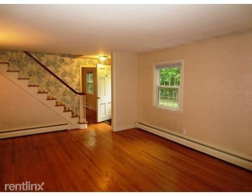 100 Reservoir St - Photo 3 of 8