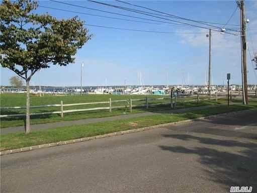 70 Station Rd - Photo 2 of 16