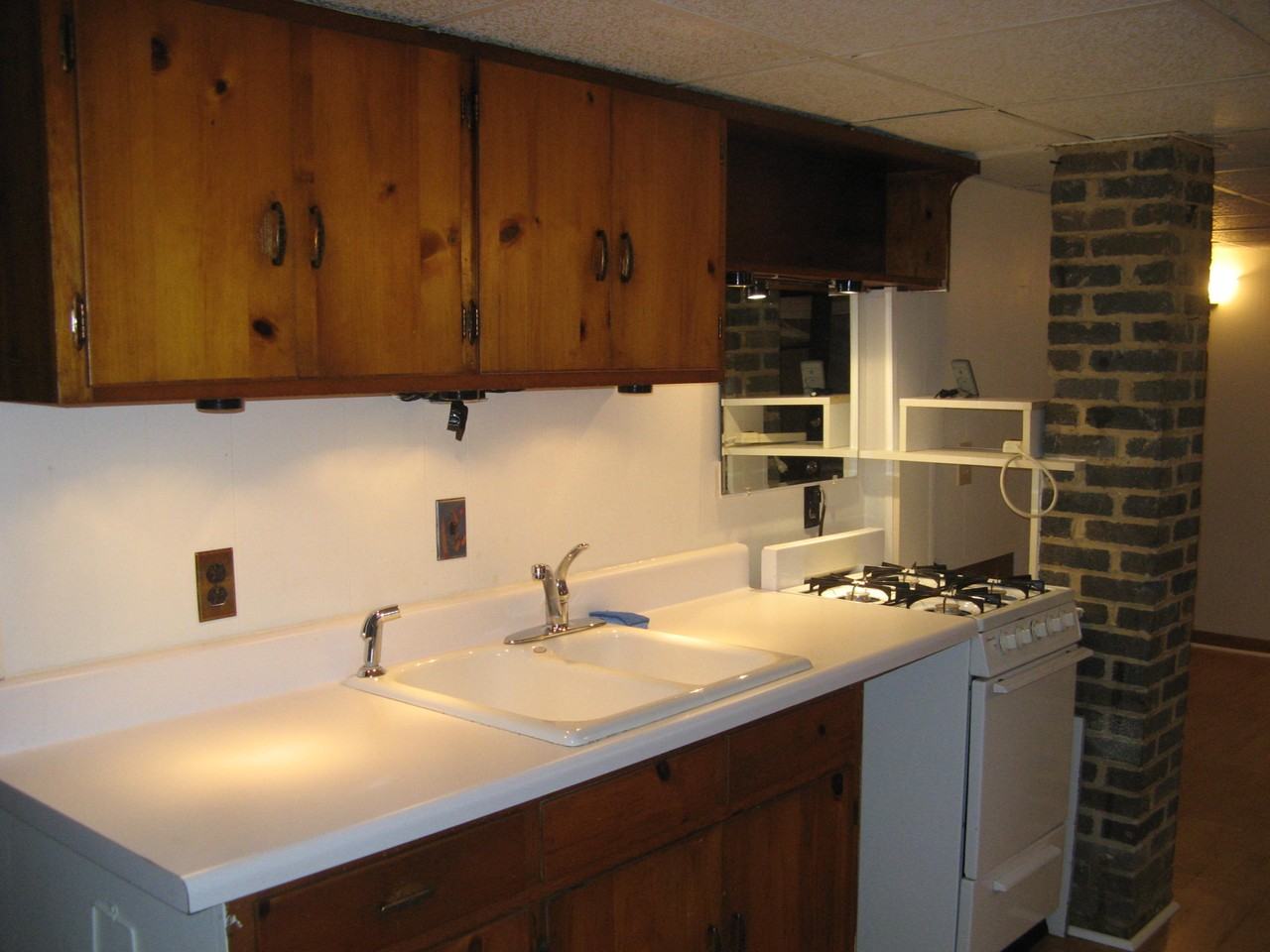 11 Mobile Ln #B - Photo 7 of 19