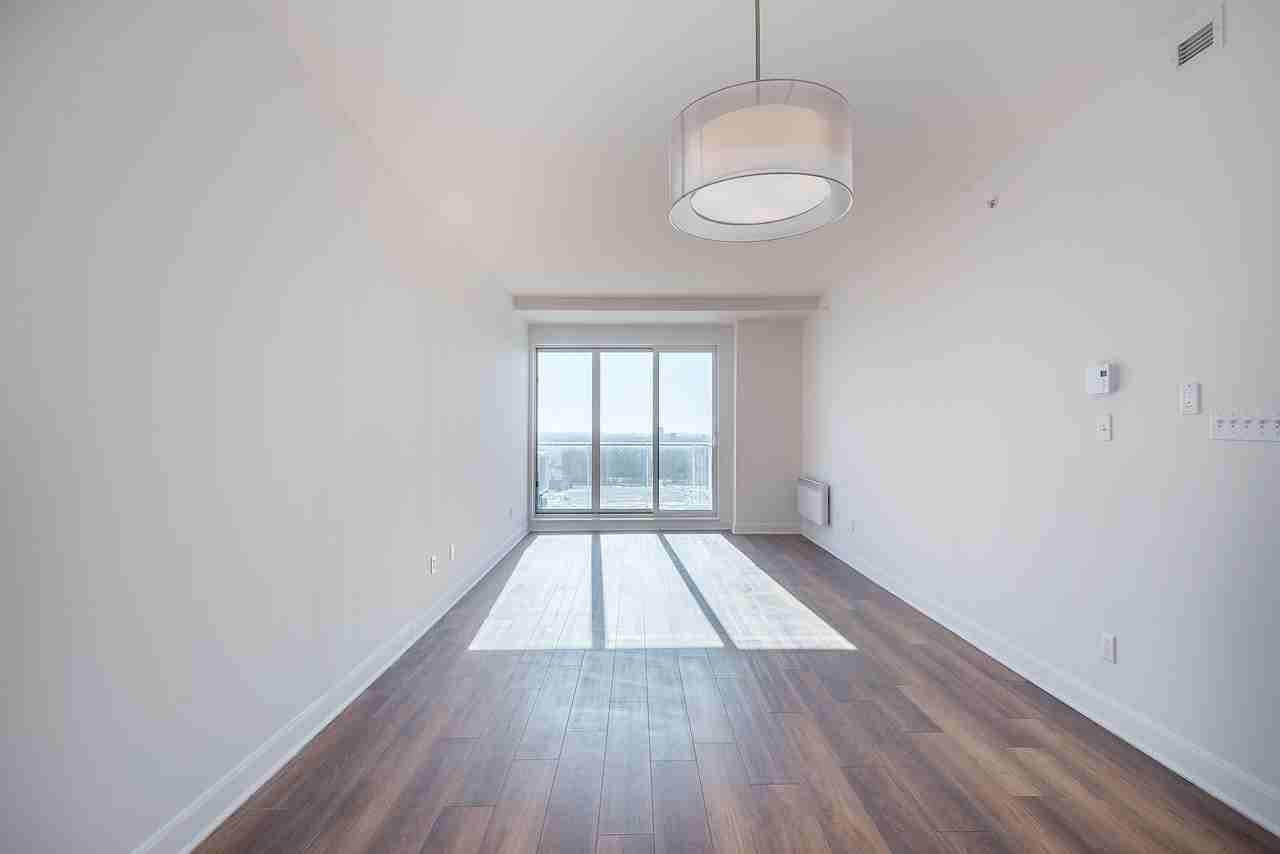 2990 Boulevard Saint-Martin Ouest - Photo 2 of 22