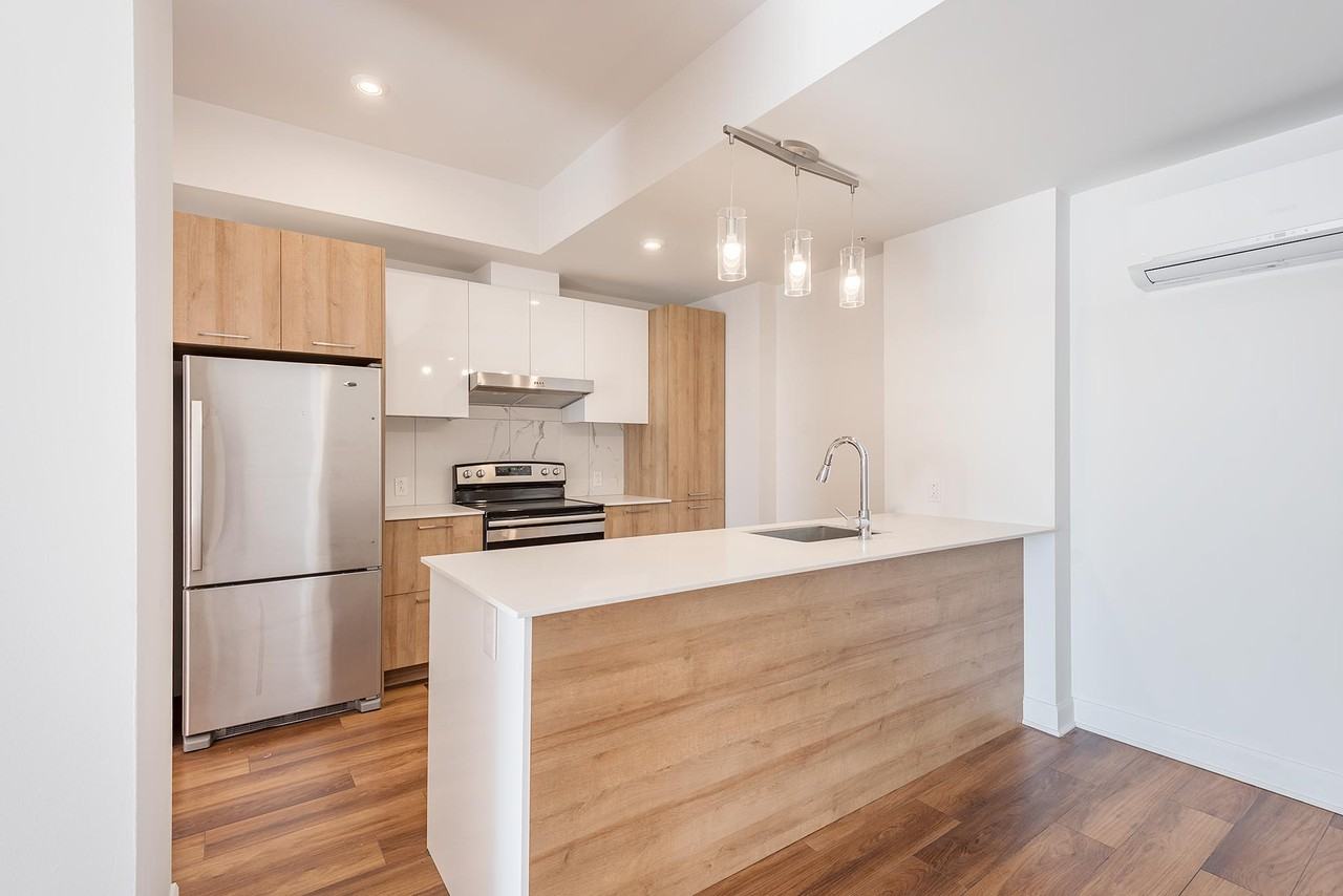 2990 Boulevard Saint-Martin Ouest - Photo 7 of 22