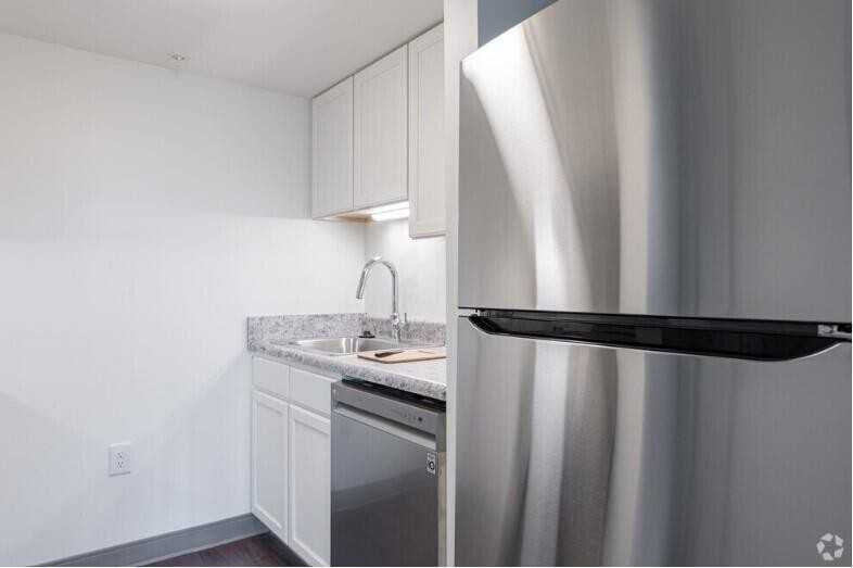 601 Orange Ave Ne #316 - Photo 6 of 12