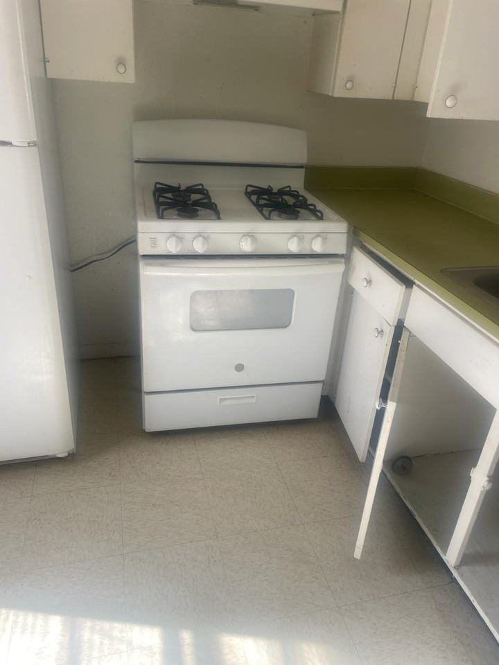 1300 North Walnut Avenue #4 - Photo 6 of 10