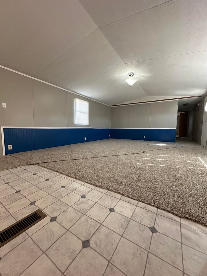 148 Thoroughbred Trail - Photo 2 of 15