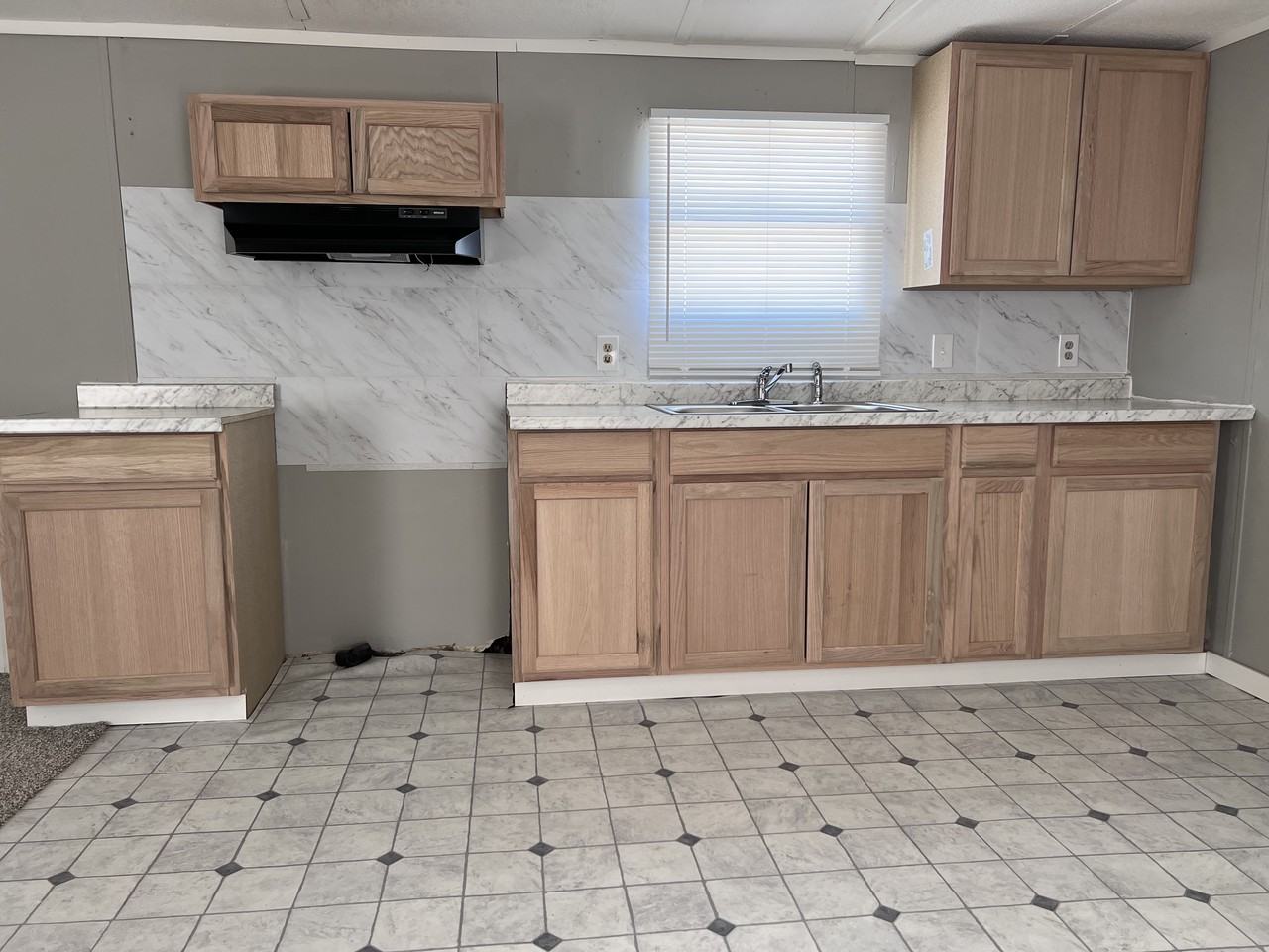 109 Flamingo Drive - Photo 2 of 15