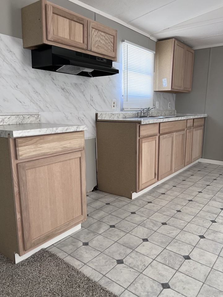 109 Flamingo Drive - Photo 3 of 15