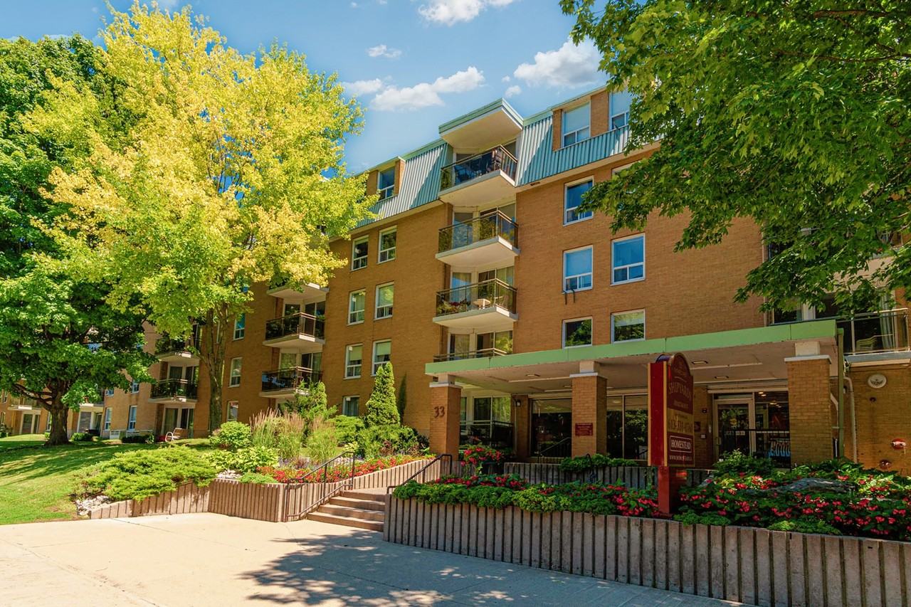 Shipyards Apartments 33 Ontario St, Kingston, ON K7L 5E3 Zumper