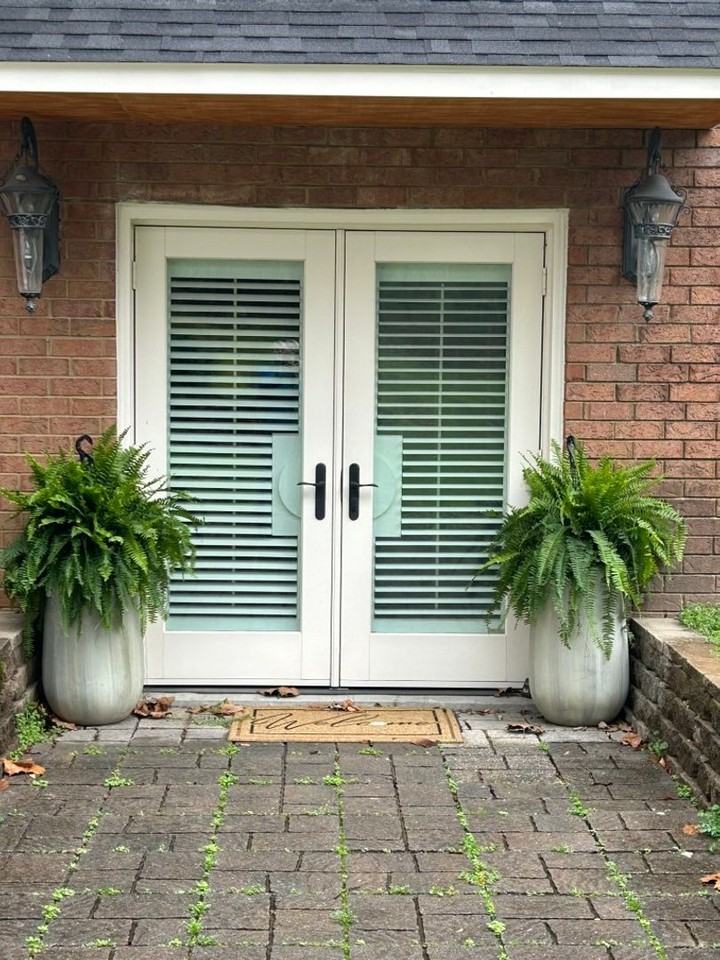 9545 Ohara Dr - Photo 3 of 18