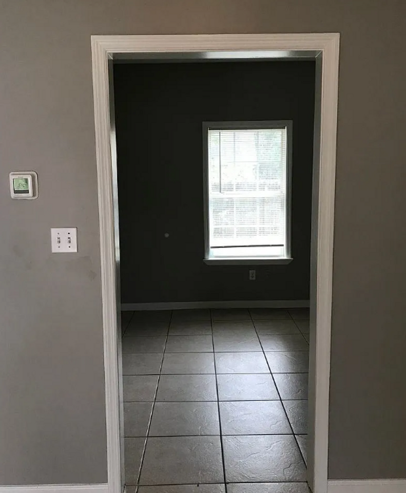 5122 Granada St - Photo 3 of 7
