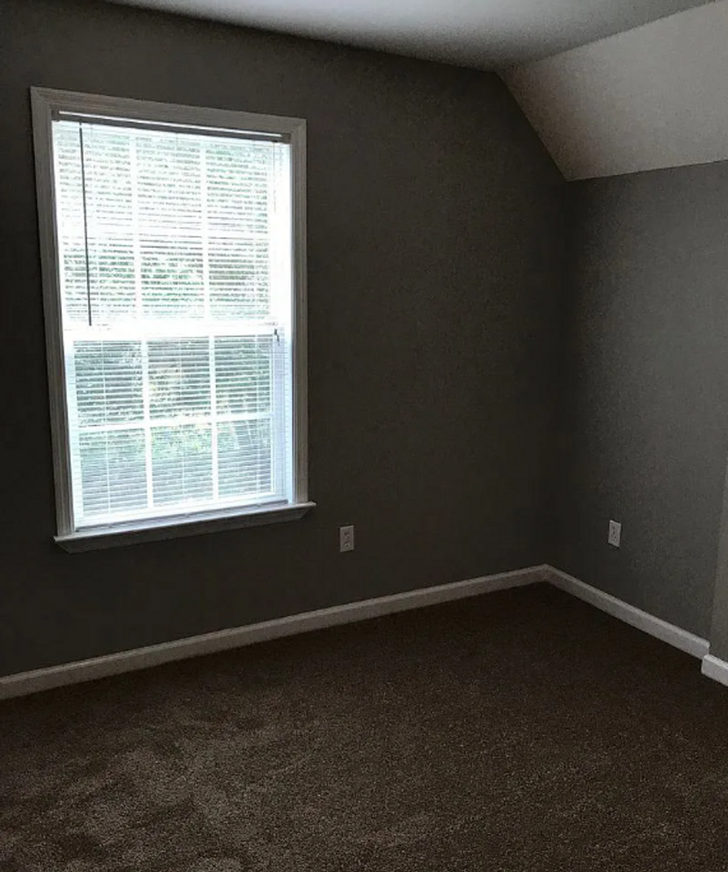 5122 Granada St - Photo 6 of 7
