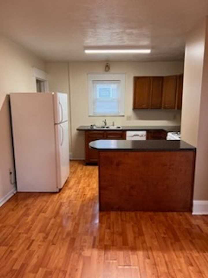 407 Churchill Rd - Photo 5 of 16