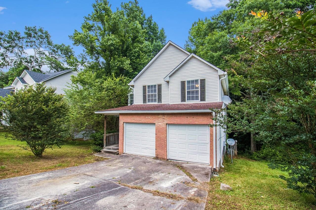 6509 Eastbriar Dr - Photo 2 of 19
