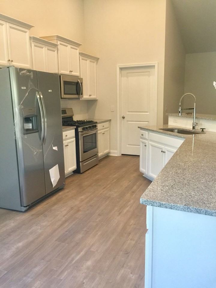 5377 Abbey Park Loop - Photo 4 of 13