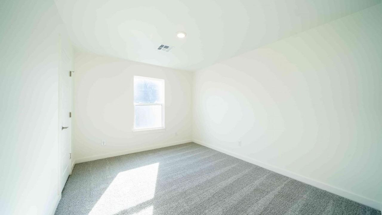 6032 Dale Ave - Photo 7 of 22