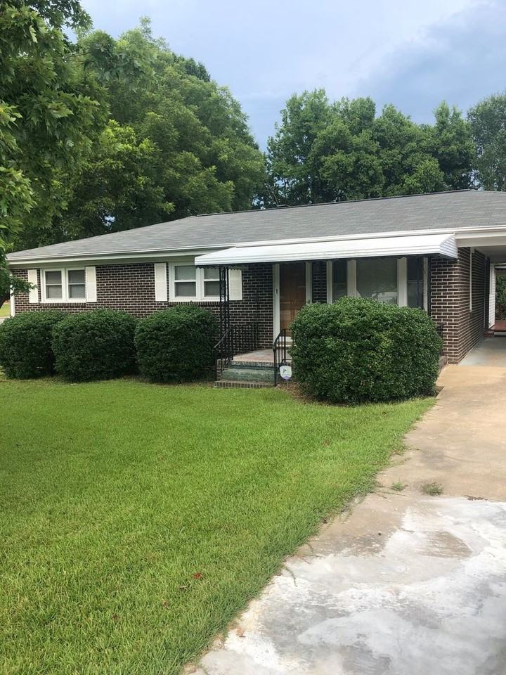 1 Woodridge Drive - Photo 6 of 26