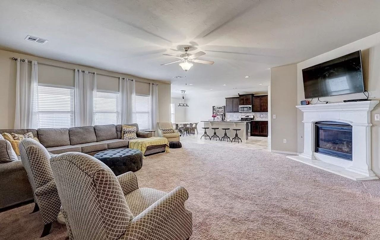 14825 Turner Falls Rd - Photo 2 of 9