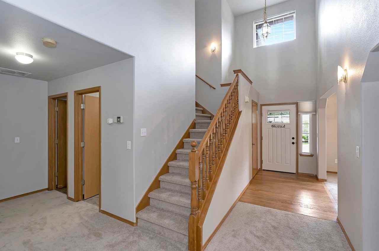 17316 87th Avenue Ct E - Photo 4 of 27