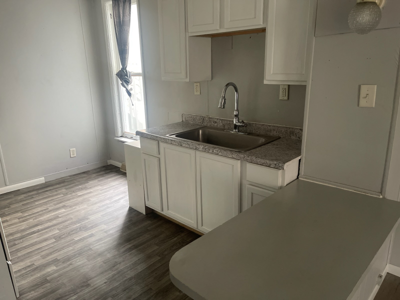 901 W Beardsley, Elkhart, In #A - Photo 2 of 6