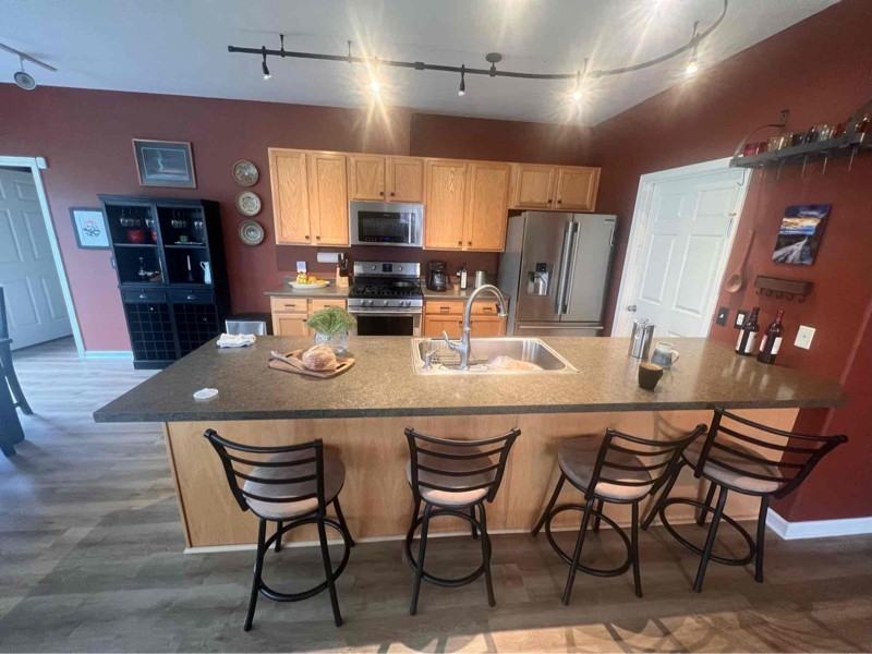 102 Green Valley St - Photo 2 of 9