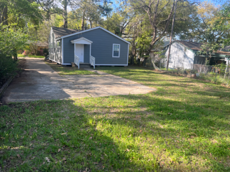 5772 Alexander Ave - Photo 2 of 21