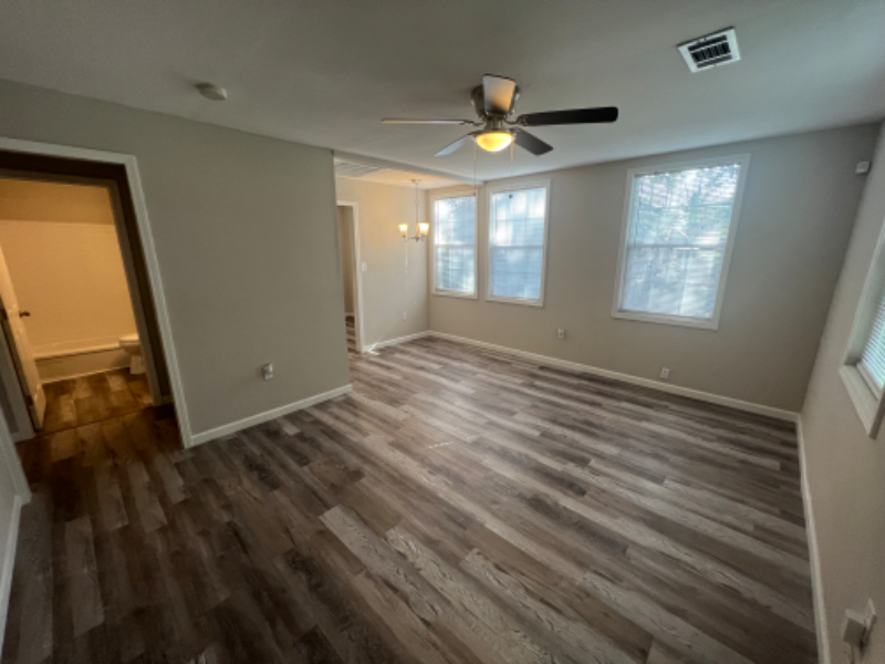 5772 Alexander Ave - Photo 3 of 21