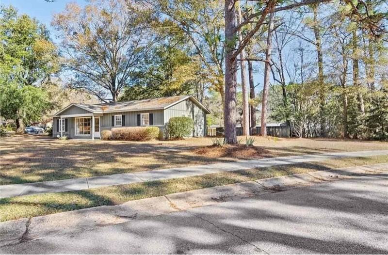 5404 Ardell Dr - Photo 2 of 12