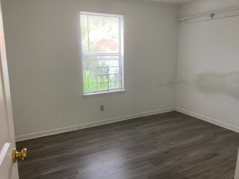 2020 Plum St - Photo 4 of 13