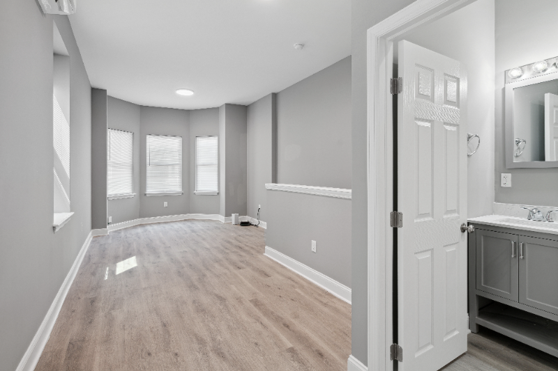 5050 Walnut St #2 - Photo 2 of 5