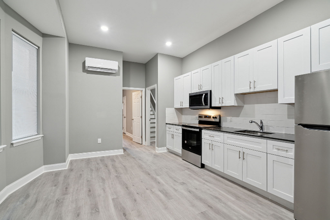 5050 Walnut St #2 - Photo 4 of 5