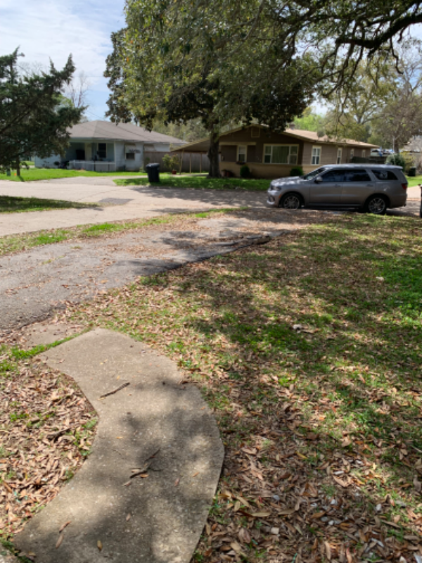 705 Hacker St - Photo 3 of 16