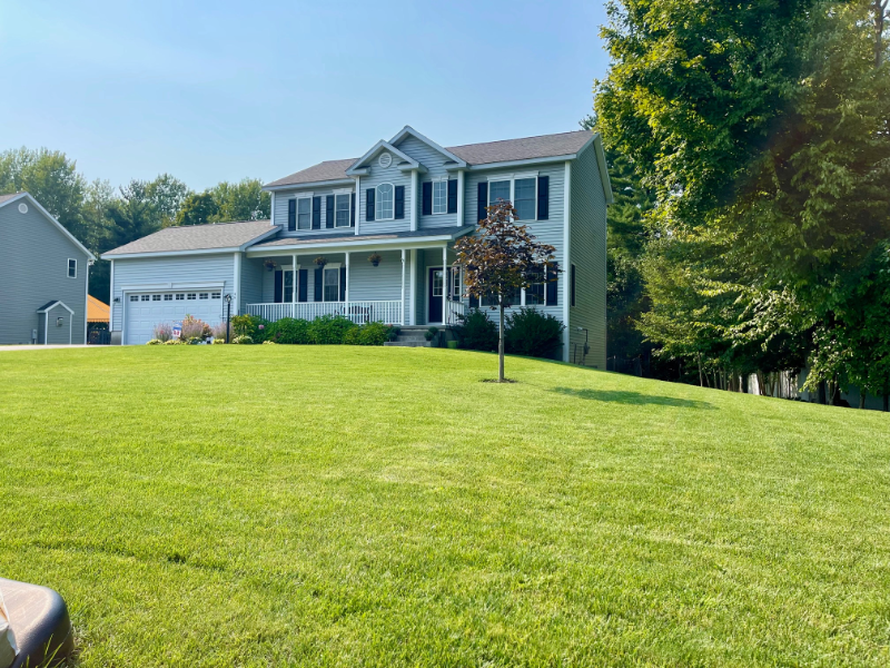 46 Burnham Rd - Photo 3 of 5