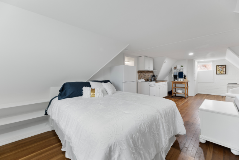 804 N Perry Ave - Photo 6 of 15