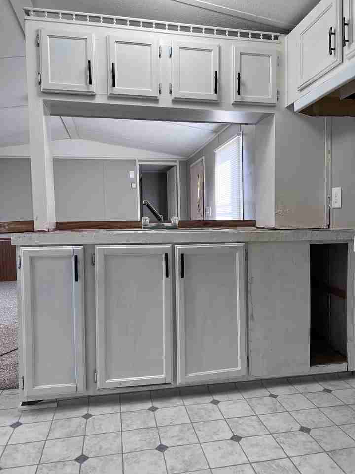 103 Flamingo Drive - Photo 3 of 17