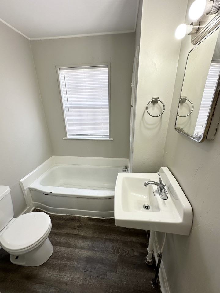 204 Debaillon St #NA - Photo 6 of 7
