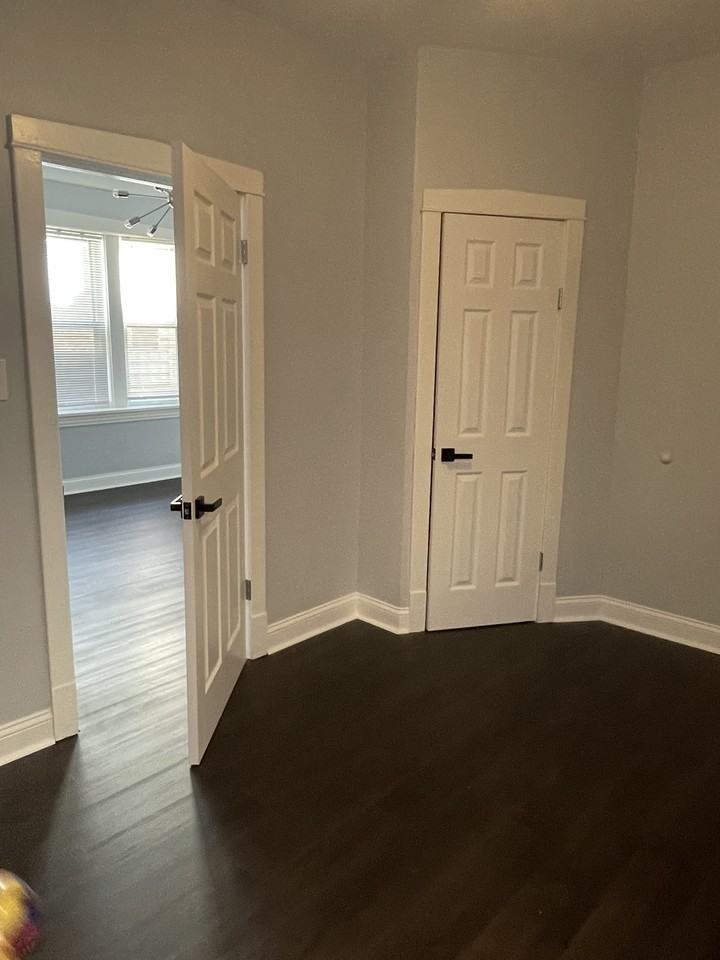 3406 N Tripp Ave #2 - Photo 3 of 10