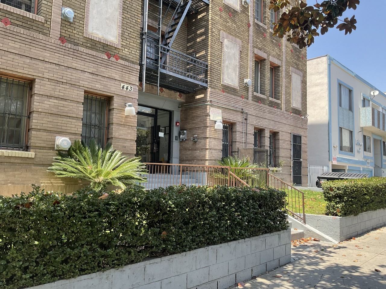 443 S Catalina St #409
