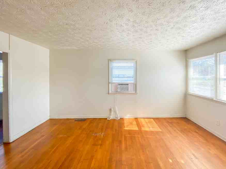 559 S 22nd Ave #NA - Photo 4 of 10