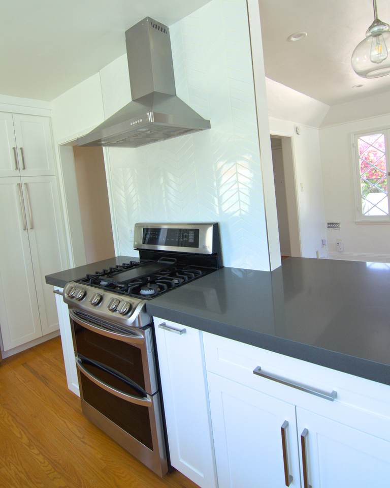 10919 Braddock Drive - Photo 3 of 16