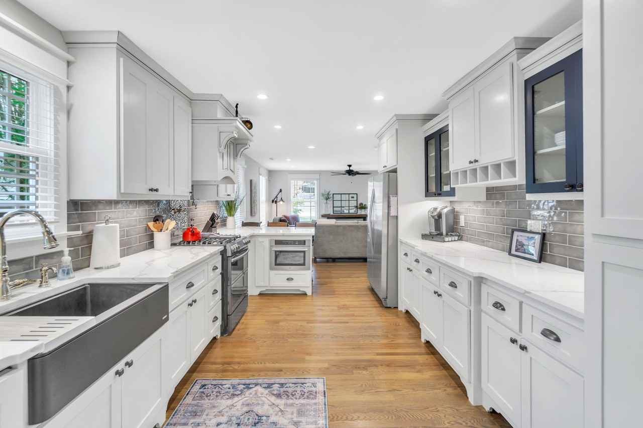 17 Dixie Ave #NA - Photo 2 of 35
